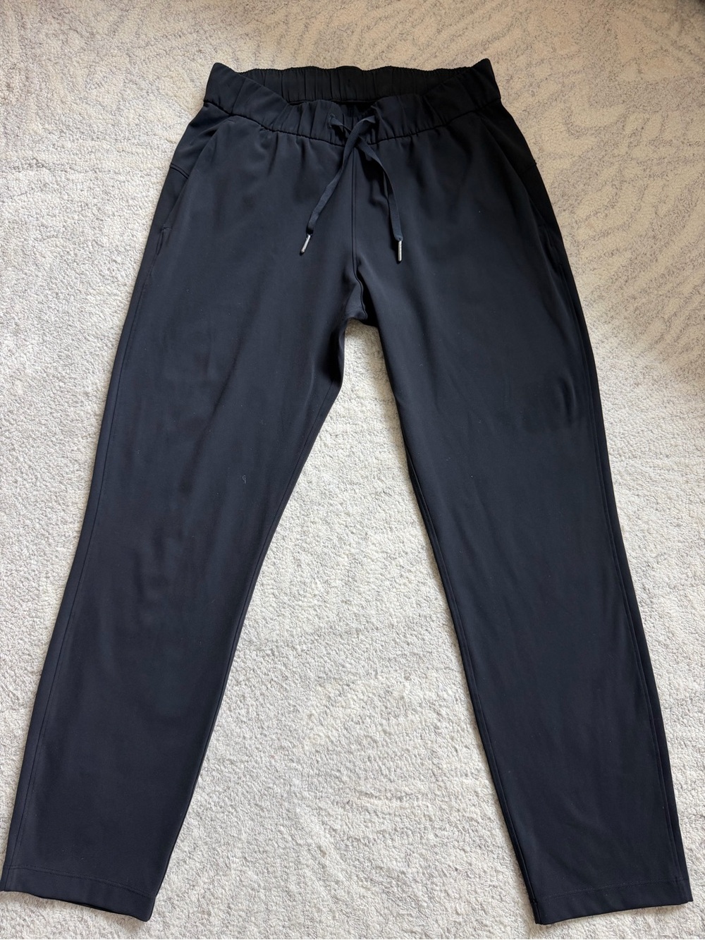 lululemon On The Fly woven pants Size 6